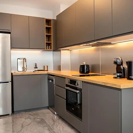 Spacious 2br In Phenix Palace With Parking Space By Flat Manаger Apartment Varna